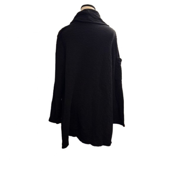 NWOT Neon Buddha Black Textured Cowl Neck Tunic Top Pocket Button Detail - Picture 7 of 7